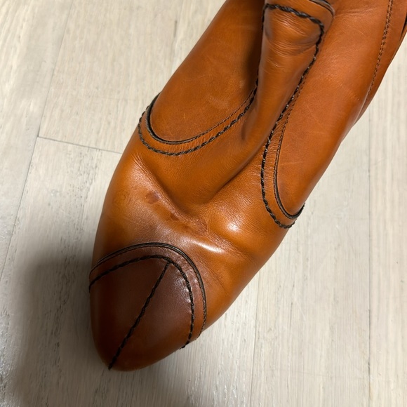 Authentic Louis Vuitton heeled ankle booties - Picture 3 of 5